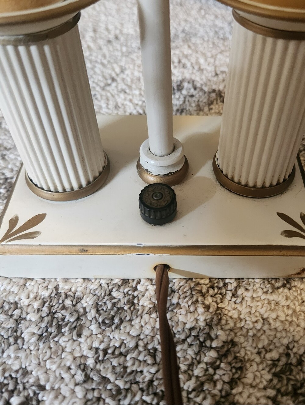 Vintage Cream And Gold Bouillotte Lamp - Picture 11 of 15